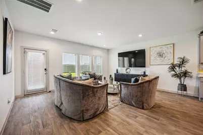 14714 Sweet Water Drive, Baytown, TX 77523 - Photo 8