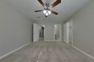 10111 Victoria Falls Ln, Houston, TX 77075 - Photo 6