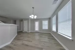 10111 Victoria Falls Ln, Houston, TX 77075 - Photo 4