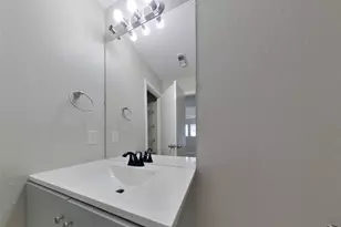 10111 Victoria Falls Ln, Houston, TX 77075 - Photo 8