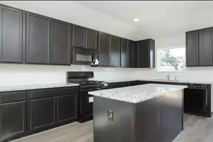 211 Lisa Marie Dr, Angleton, TX 77515 - Photo 6