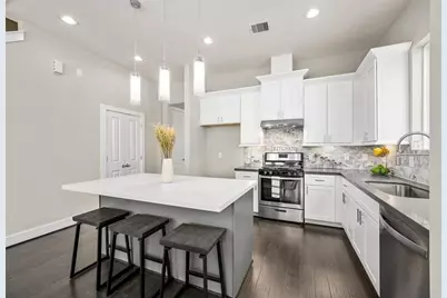 105 W Whitney Street #B, Houston, TX 77018 - Photo 8