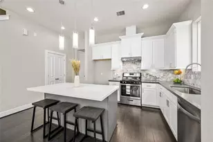 105 W Whitney St, Houston, TX 77018 - Photo 8