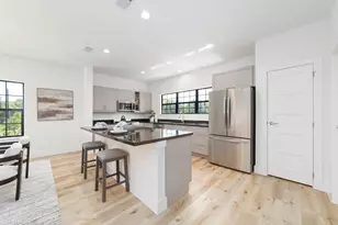 11925 N Hoa Sen Cir, Houston, TX 77072 - Photo 6