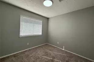 14010 Towneway Dr, Sugar Land, TX 77498 - Photo 18