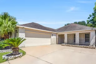 7834 Vickijohn Dr, Houston, TX 77071 - Photo 1