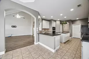 5102 Hidden Brook Ln, League City, TX 77573 - Photo 12