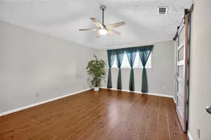 27117 Pyeatt Ln, Conroe, TX 77385 - Photo 20