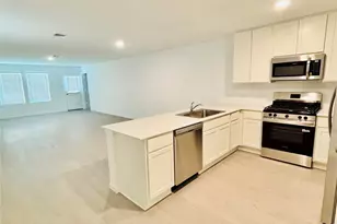 1747 W Stroker Rd, Crosby, TX 77532 - Photo 14