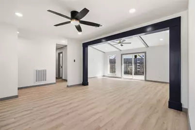 6646 Bayou View Drive, Houston, TX 77091 - Photo 8