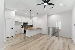7809 Dyer St, Houston, TX 77088 - Photo 20