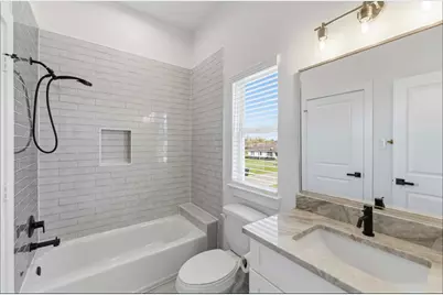 7809 Dyer St, Houston, TX 77088 - Photo 8
