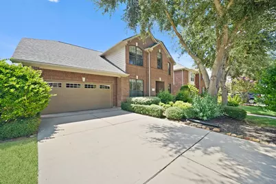 714 Coggins Point Way, Sugar Land, TX 77479 - Photo 4