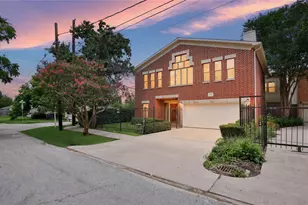 5022 Darling St, Houston, TX 77007 - Photo 1