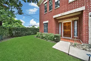 5022 Darling St, Houston, TX 77007 - Photo 4