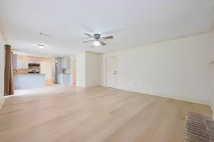 3614 Bee Bayou Ln, Sugar Land, TX 77479 - Photo 8