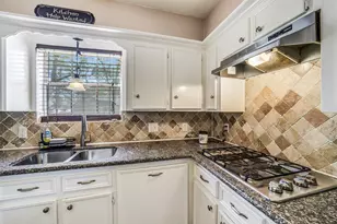 4910 Charade Dr, Houston, TX 77066 - Photo 12