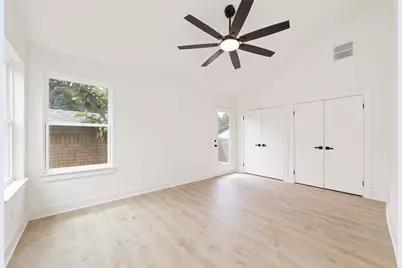 9374 Briar Forest Drive, Houston, TX 77063 - Photo 20