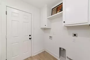 9374 Briar Forest Dr, Houston, TX 77063 - Photo 26