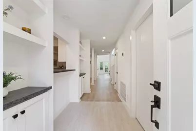 9374 Briar Forest Drive, Houston, TX 77063 - Photo 30