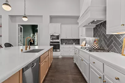 1713 Waterlilly River Lane, League City, TX 77573 - Photo 14