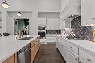 1713 Waterlilly River Ln, League City, TX 77573 - Photo 14