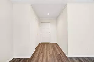 11103 Bellerive Dr, Houston, TX 77072 - Photo 4