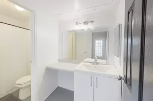 11201 Lynbrook Dr, Houston, TX 77042 - Photo 8