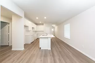 15647 Agave Vly Trl, Houston, TX 77090 - Photo 4
