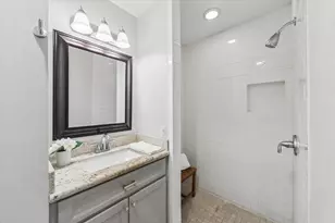 6140 Birdwood Rd, Houston, TX 77074 - Photo 16