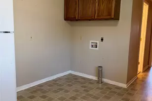 300 Avenue C, Richmond, TX 77406 - Photo 8