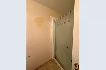 300 Avenue C, Richmond, TX 77406 - Photo 12