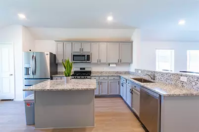 7522 Greenbriar Canyon Lane, Katy, TX 77493 - Photo 6