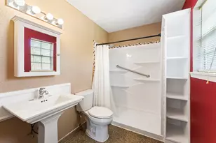 220 N William Barnett Ave, Cleveland, TX 77327 - Photo 24