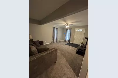 8018 Chateau Street, Houston, TX 77028 - Photo 4