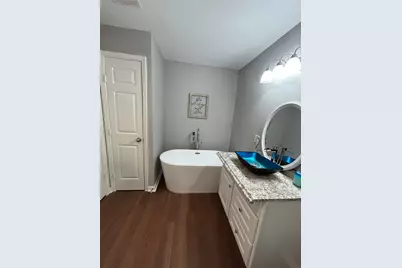 8018 Chateau Street, Houston, TX 77028 - Photo 14