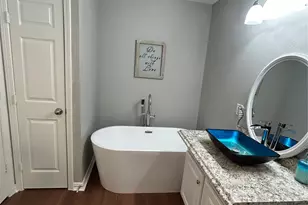 8018 Chateau St, Houston, TX 77028 - Photo 14