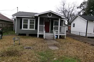 8018 Chateau St, Houston, TX 77028 - Photo 2