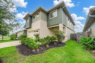 12539 Colchester Creek Ct, Houston, TX 77047 - Photo 2