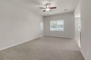 7730 Boulder Sunstone Ln, Conroe, TX 77304 - Photo 6