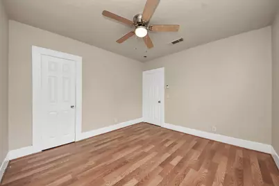 201 W Pitts Avenue, Pasadena, TX 77506 - Photo 14