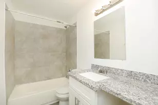 8127 Colonial Ln, Houston, TX 77051 - Photo 16