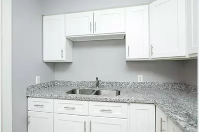 8127 Colonial Lane #2, Houston, TX 77051 - Photo 10