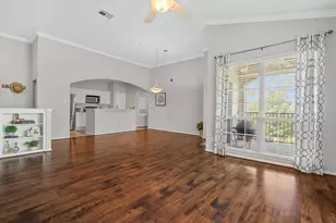 6607 Lake Woodlands Dr, The Woodlands, TX 77382 - Photo 4