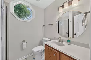 27 Shining Lakes Pl, The Woodlands, TX 77381 - Photo 24