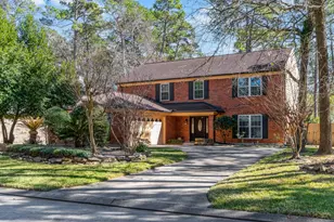 30 Eagle Rock Pl, The Woodlands, TX 77381 - Photo 2