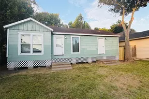 4605 Dakota St, Dickinson, TX 77539 - Photo 2