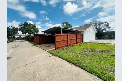 6869 Chasewood Drive, Houston, TX 77489 - Photo 8