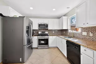 9130 Garden Breeze Dr, Houston, TX 77075 - Photo 10