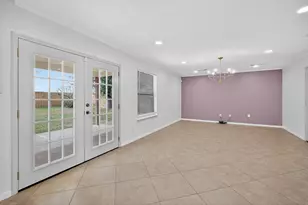 9130 Garden Breeze Dr, Houston, TX 77075 - Photo 14